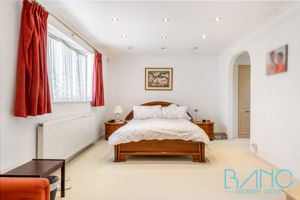 Photo 32- click for photo gallery